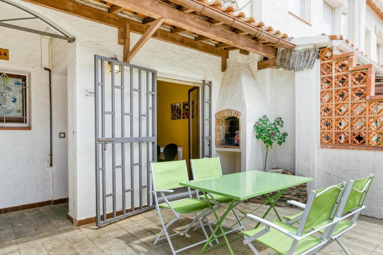 Apartamento Roses Victor Exteriér fotografie
