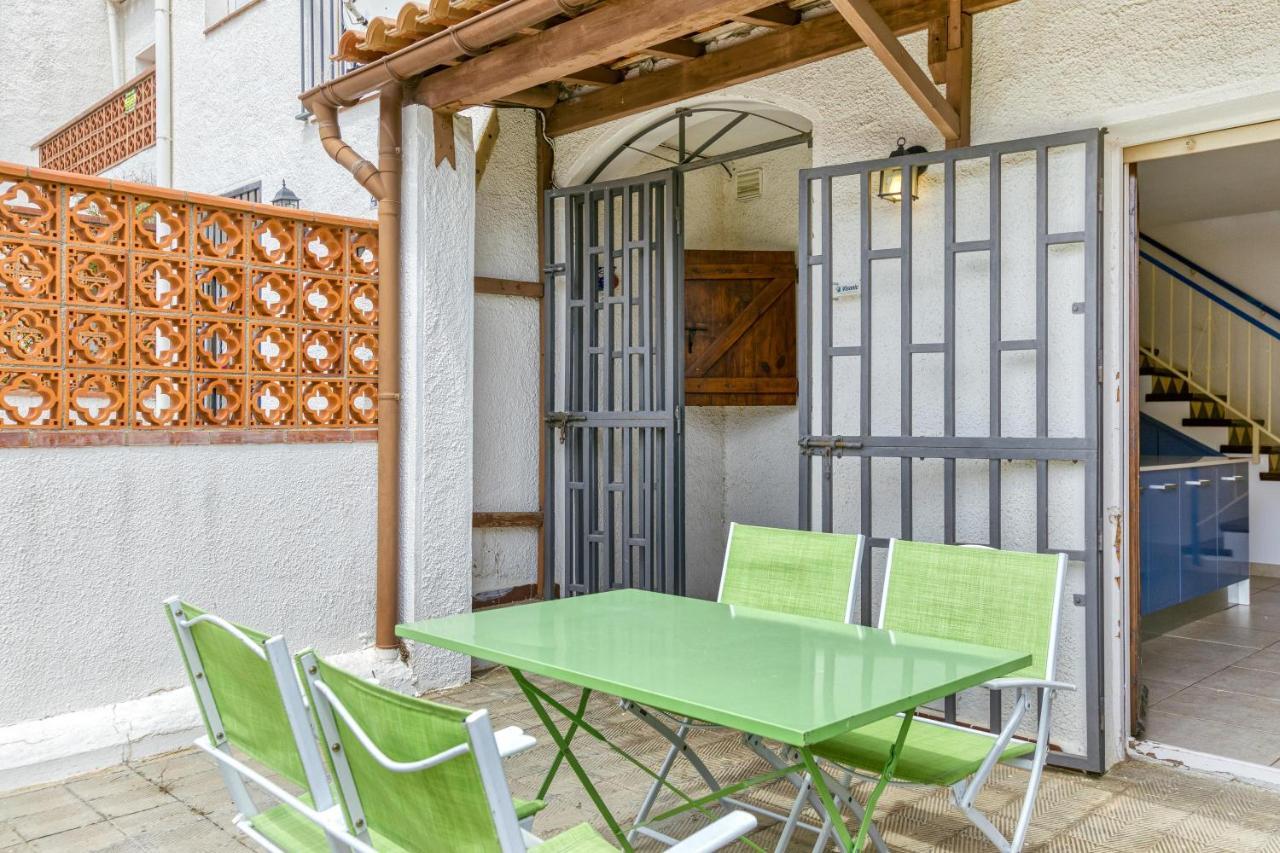 Apartamento Roses Victor Exteriér fotografie