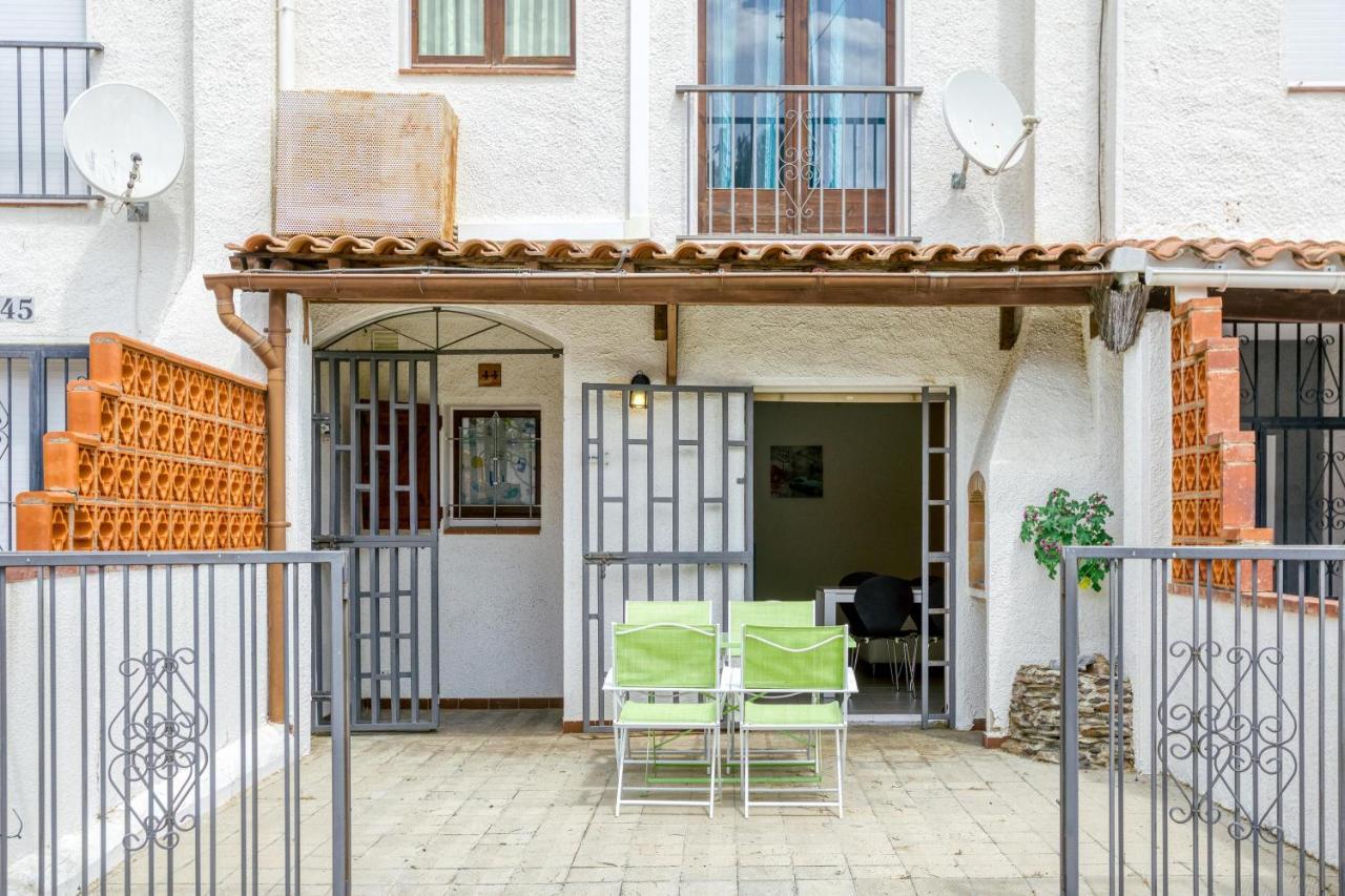Apartamento Roses Victor Exteriér fotografie